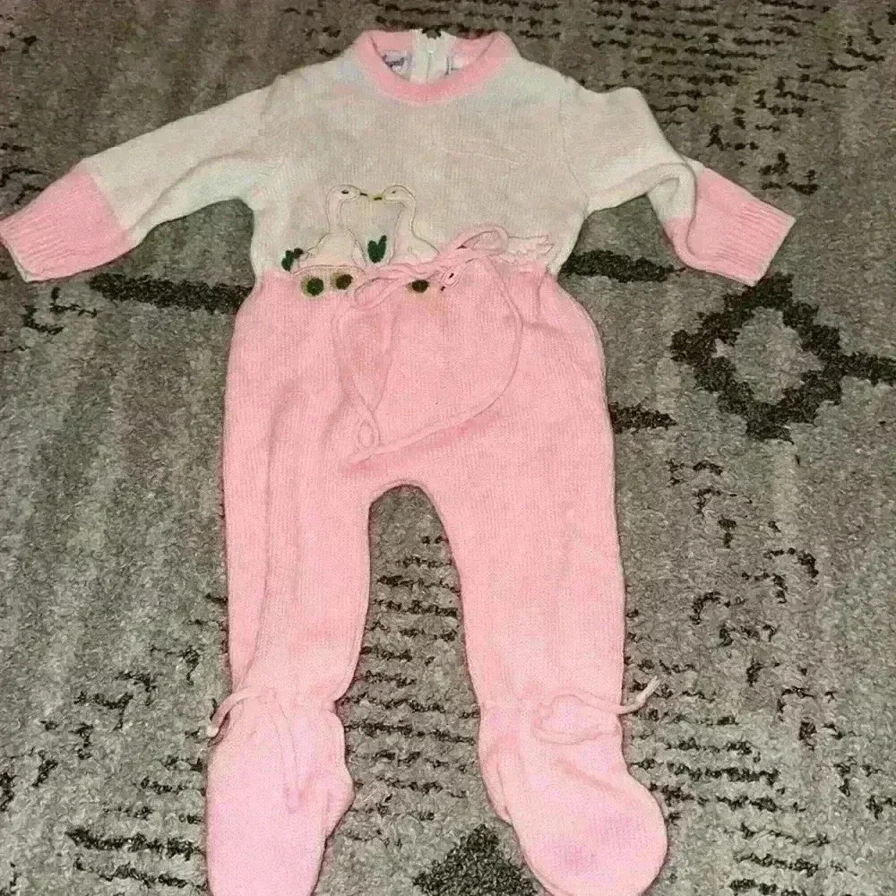 Vintage little angel original pink acrylic zip‎ back sweater sleeper 0/3 months